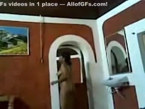 Indian ex girlfriend sucks after taking a shower
