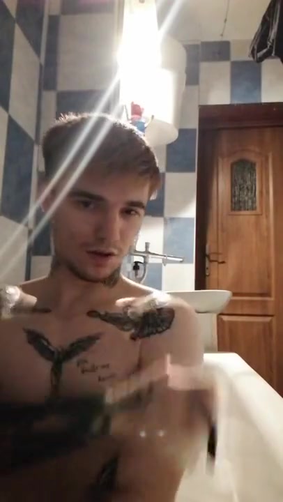 Gay Boy - Bath Show Iulianloveeu From Fallow Me Guyys!