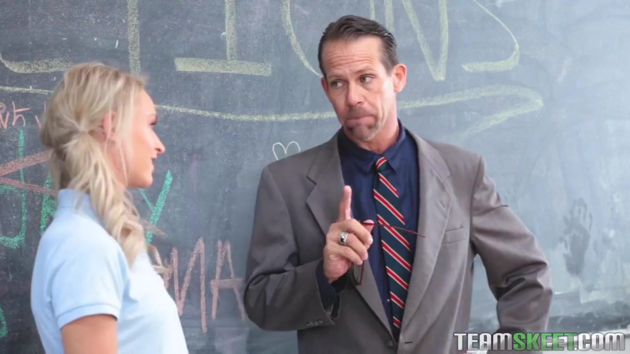 Gets Dicked On The Teacher Desk B4 Upside Down Blowjob - Audrey Royal And Emma Hix