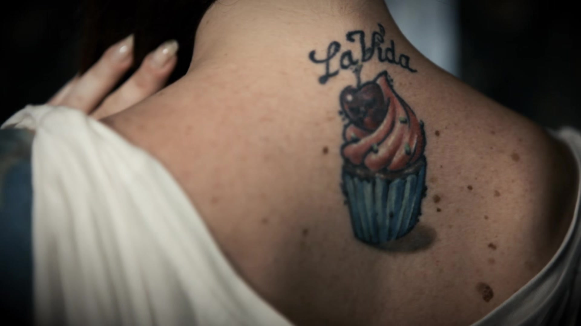 Tattoo 2 - Foxy Sanie - TheLifeErotic