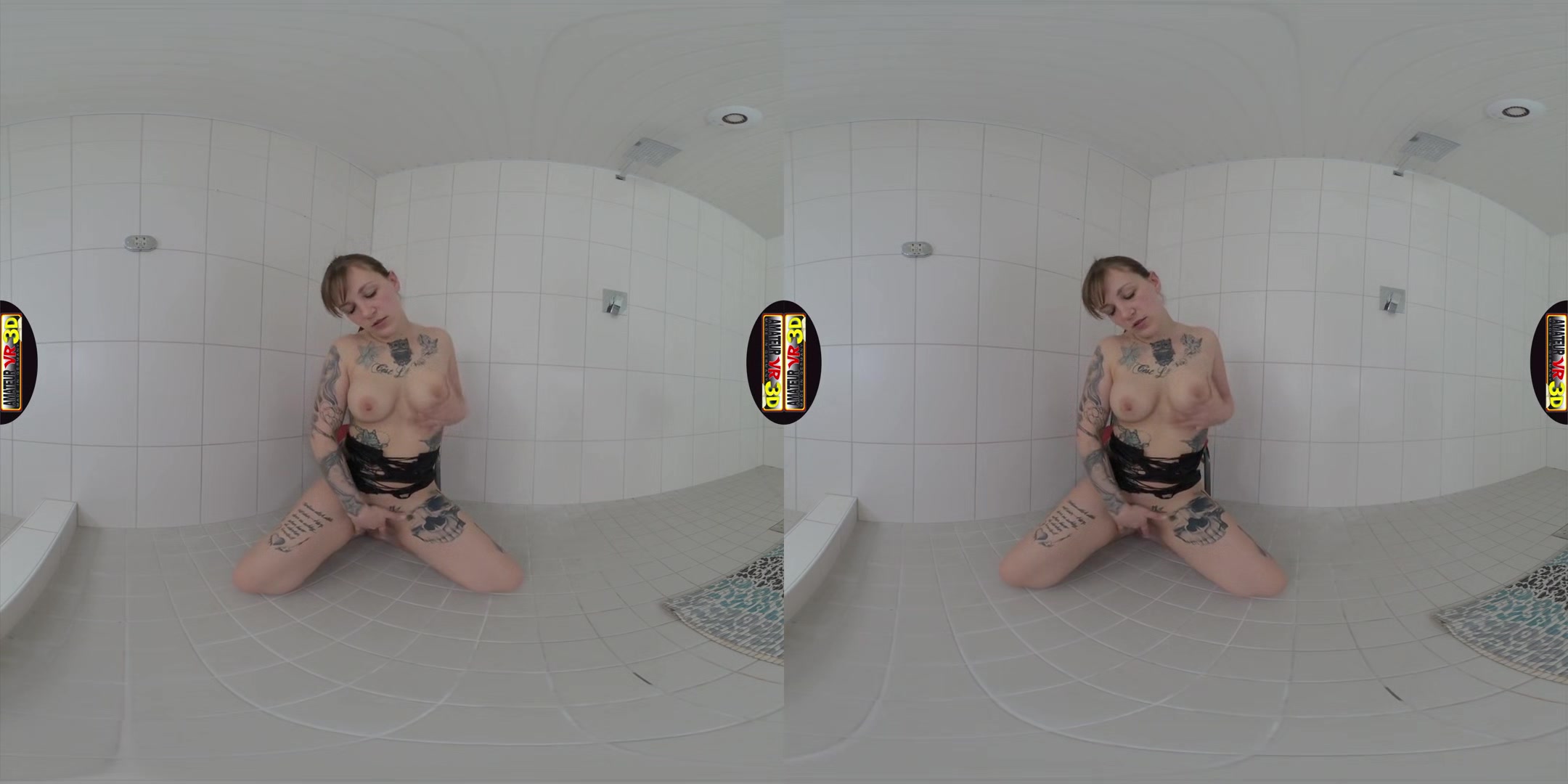 Luna - Very Wet Deep Inside; Big Tits Amateur Solo