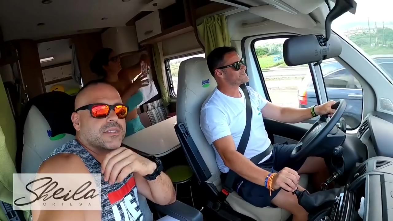 Picking Up A Couple And Take A Ride With Sheilas Fuckinghomemotor