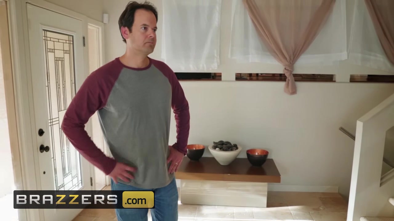 Brazzers - teens 18+ like it BIG - Gia Derza Xander Corvus - Cheeky Cheerleader