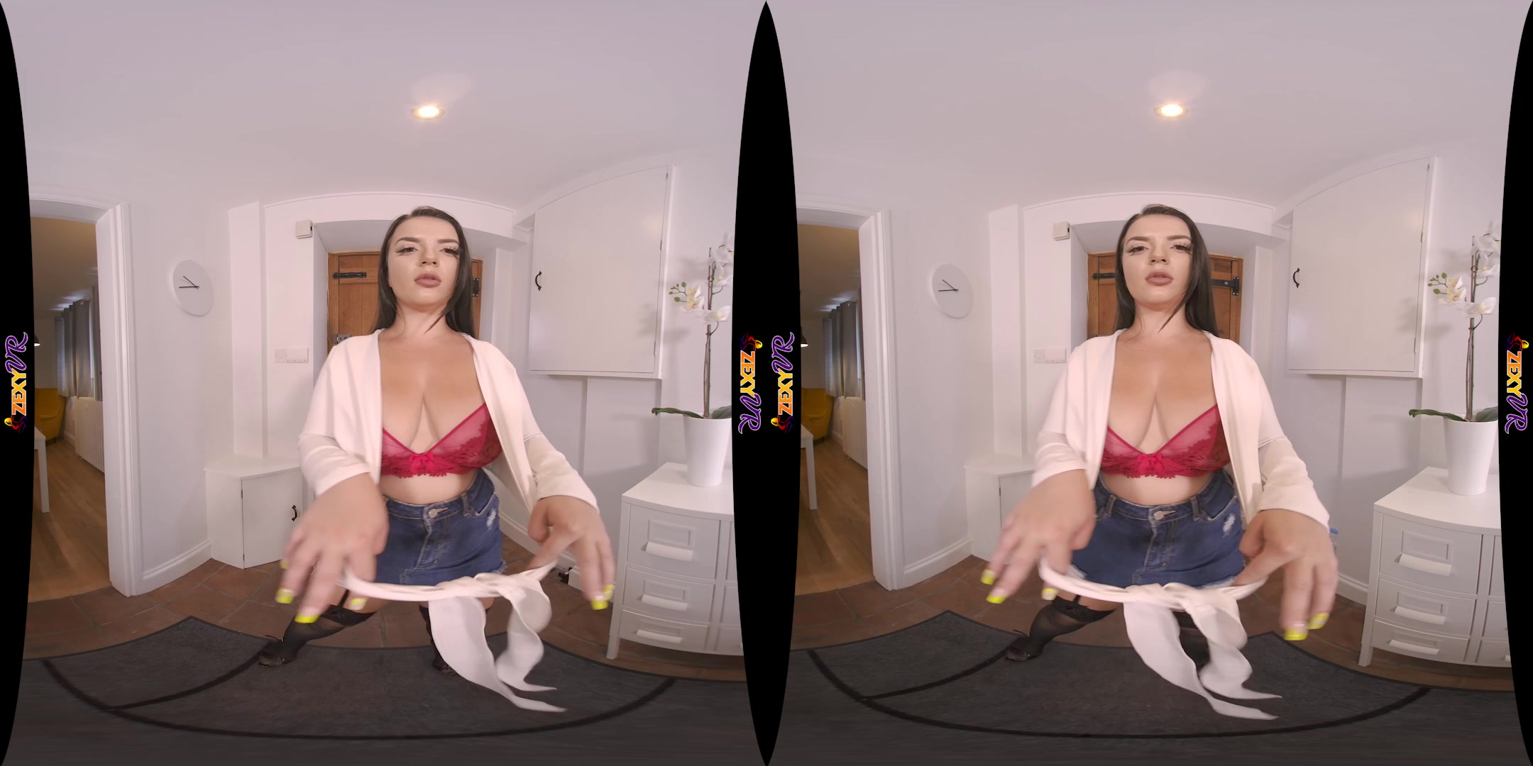 Turned On featuring Mica - ZexyVR