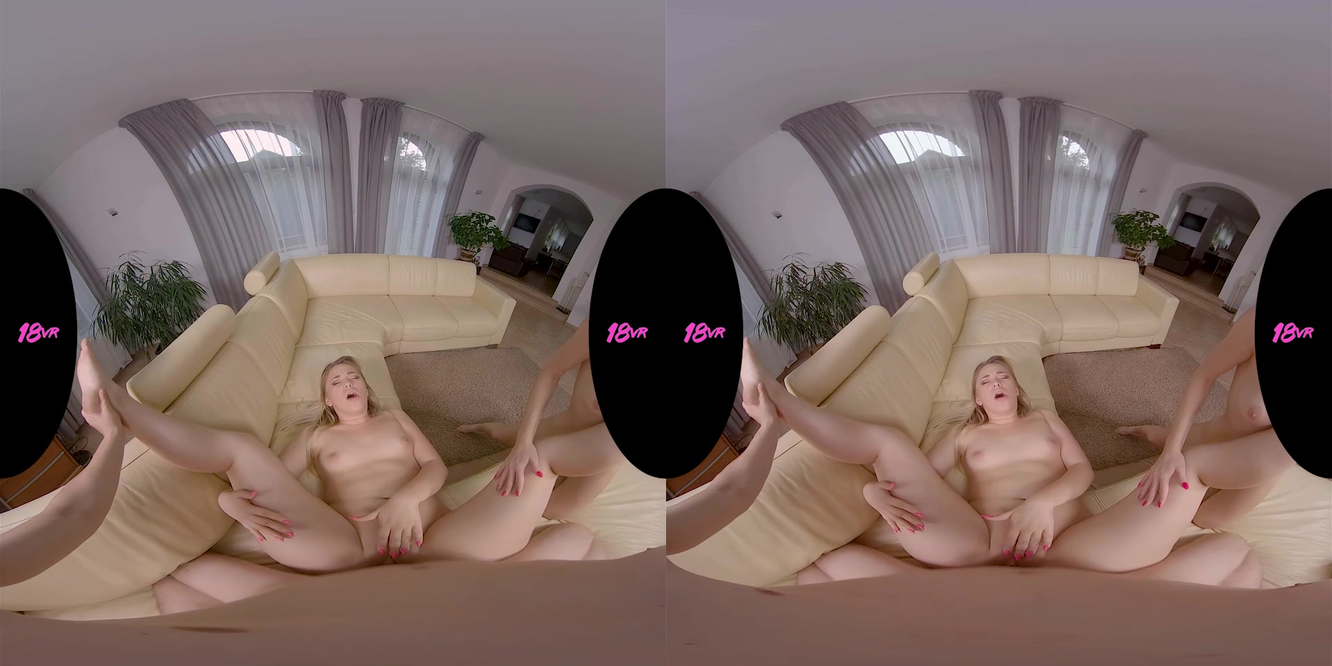 Zazie Skymm & Selvaggia Babe in Boneward Bound - 18VR