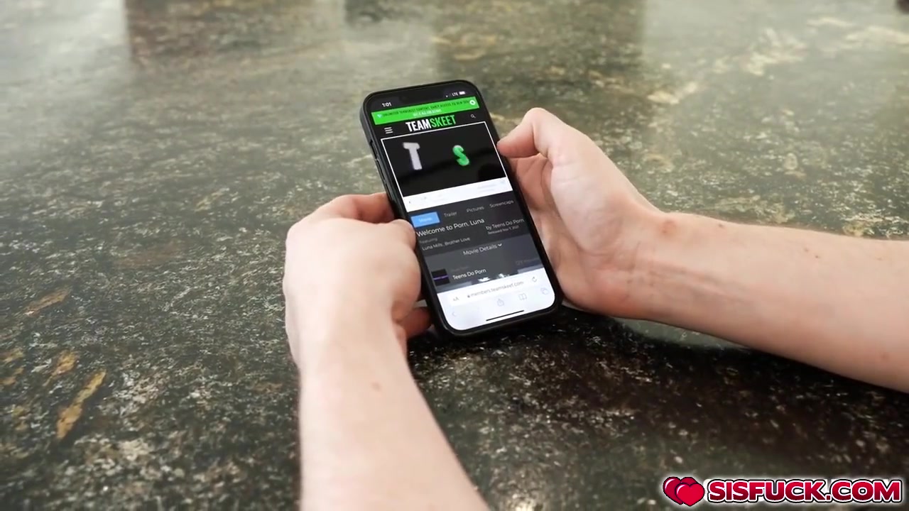 Alex Finds A Raunchy Video Of His Stepsister, Luna In A Porn Site