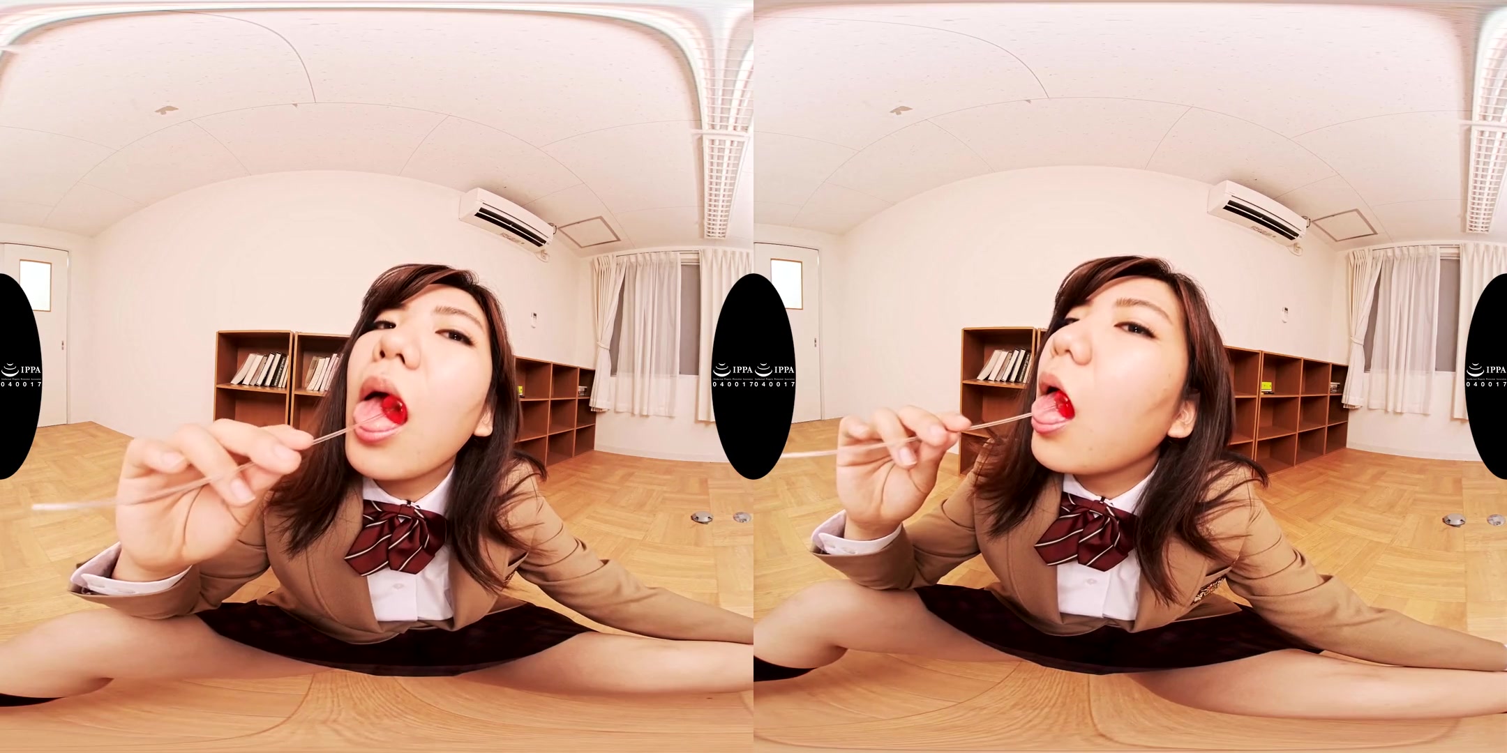 Going Inside the Mouth - Asian Sucking Licking
