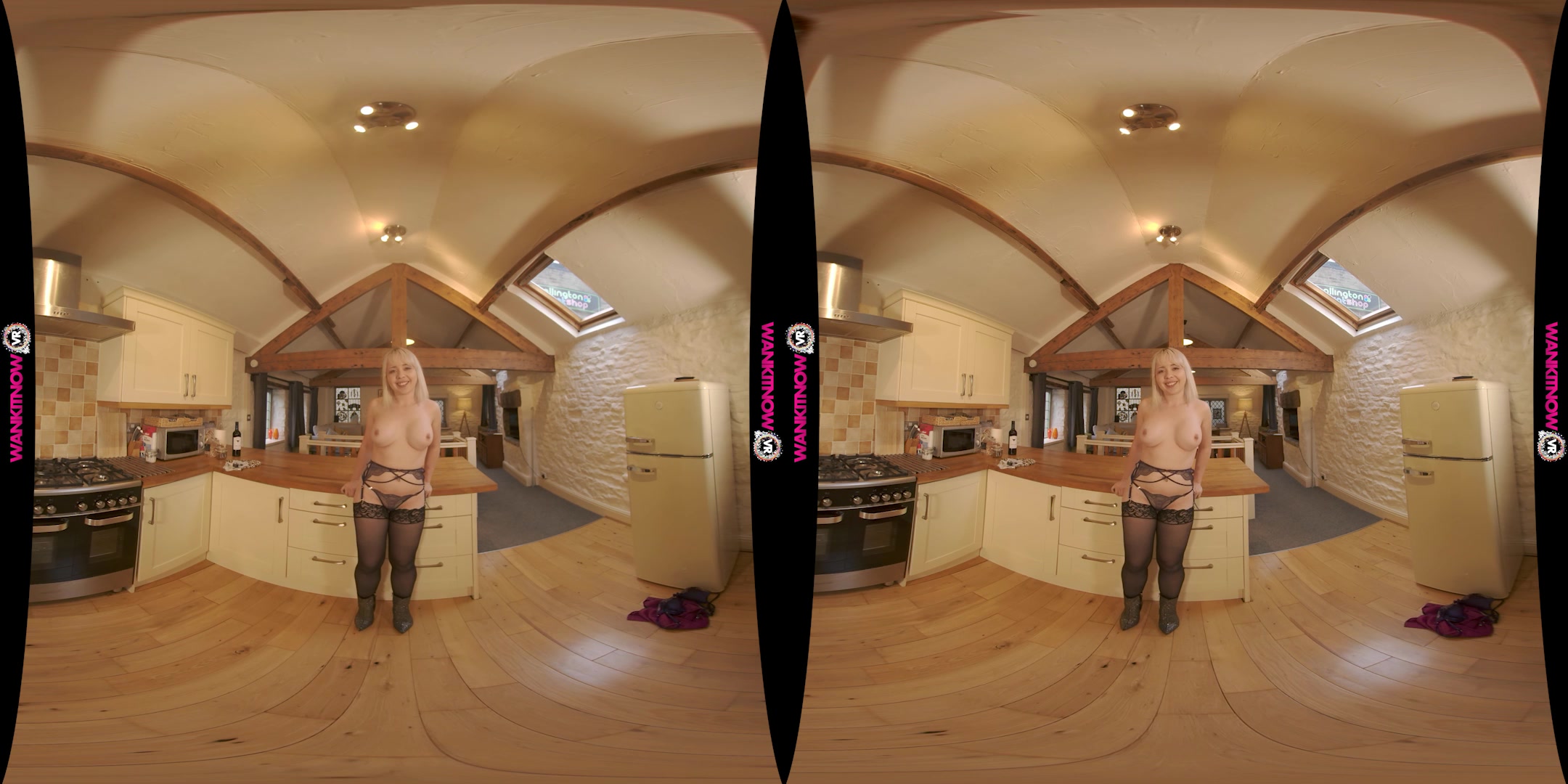 You Like To Watch, Step Bro? featuring Cherry English - WankitNowVR