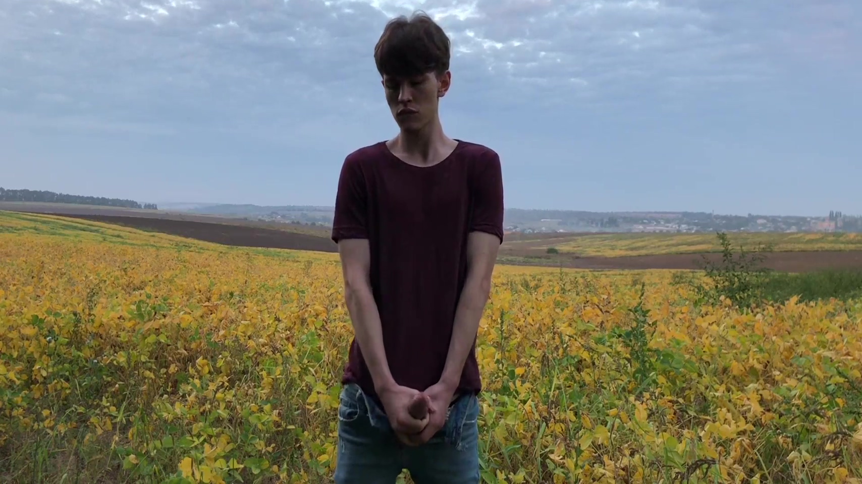 Undress In The Wild, Masturbate And The Cumshot Is Massive /huge Veiny Cock/ Uncut/big Loads 5 Min