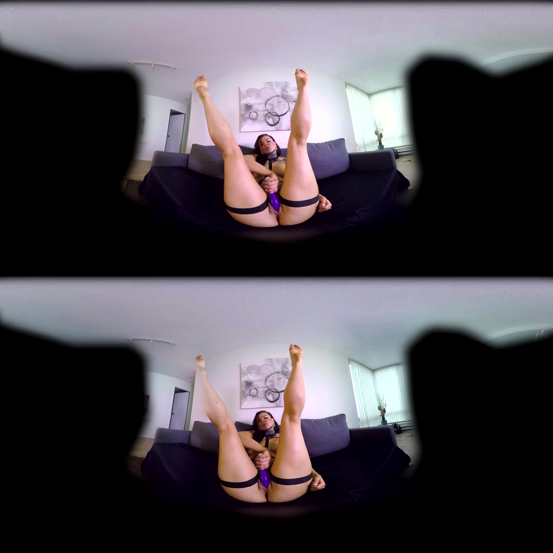 Victoria Villain in The Girl Mum Warned You About - HoloGirlsVR