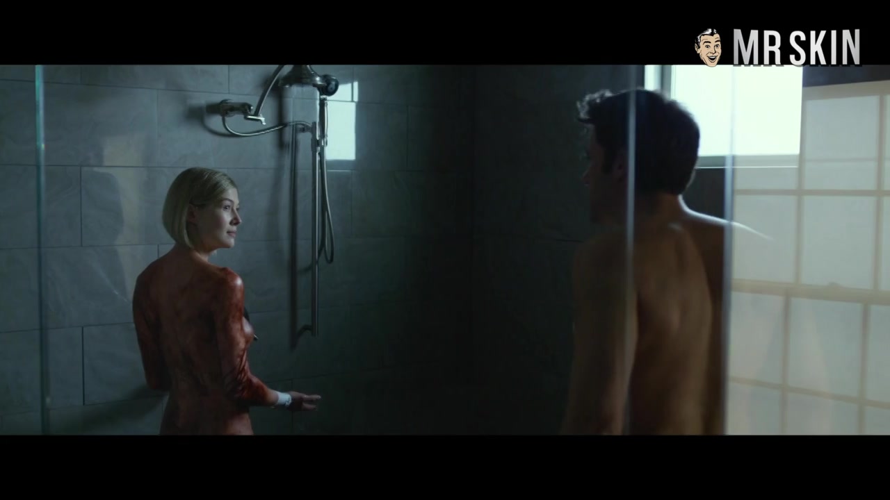 Best Of: Rosamund Pike - Mr.Skin