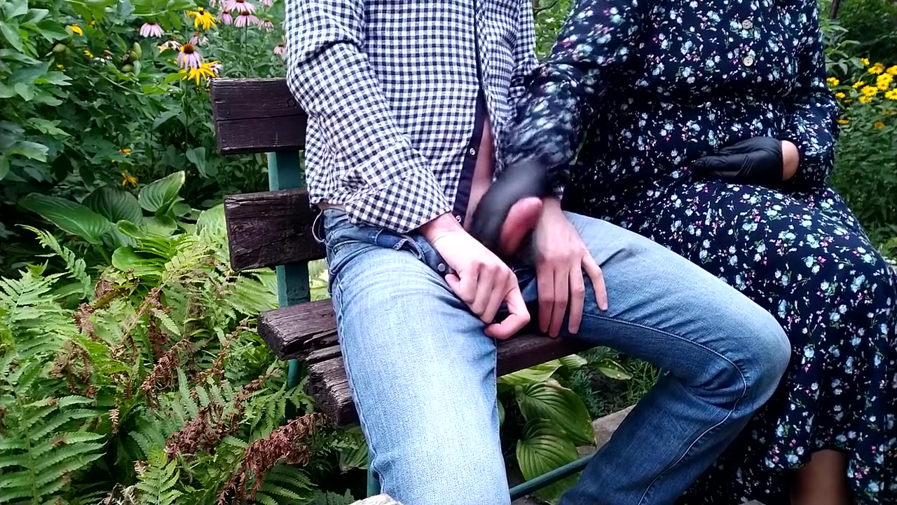 Neighbor Secretly Asked For My Cum For Her Cuckold Hubby I Couldnt Resist Her Temptation Right On The Street