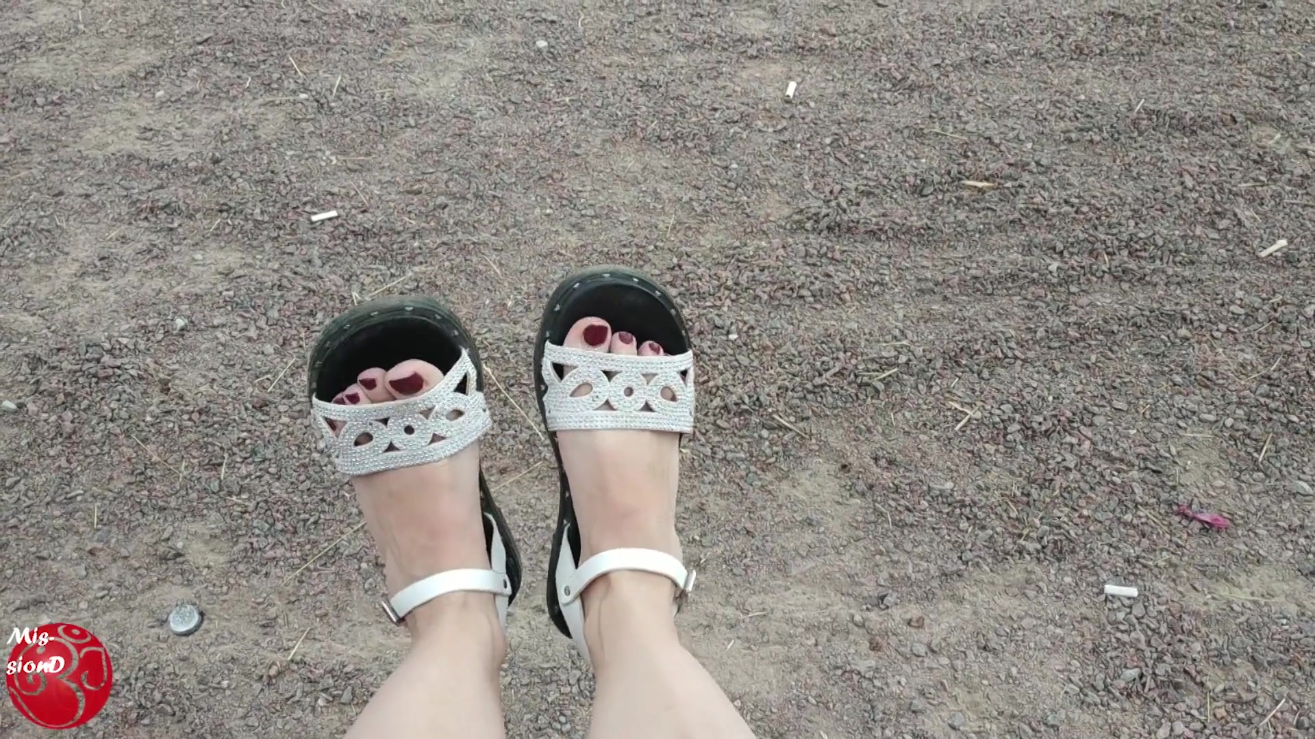 Summer Shoes - Sex Movies Featuring Findom Goaldigger