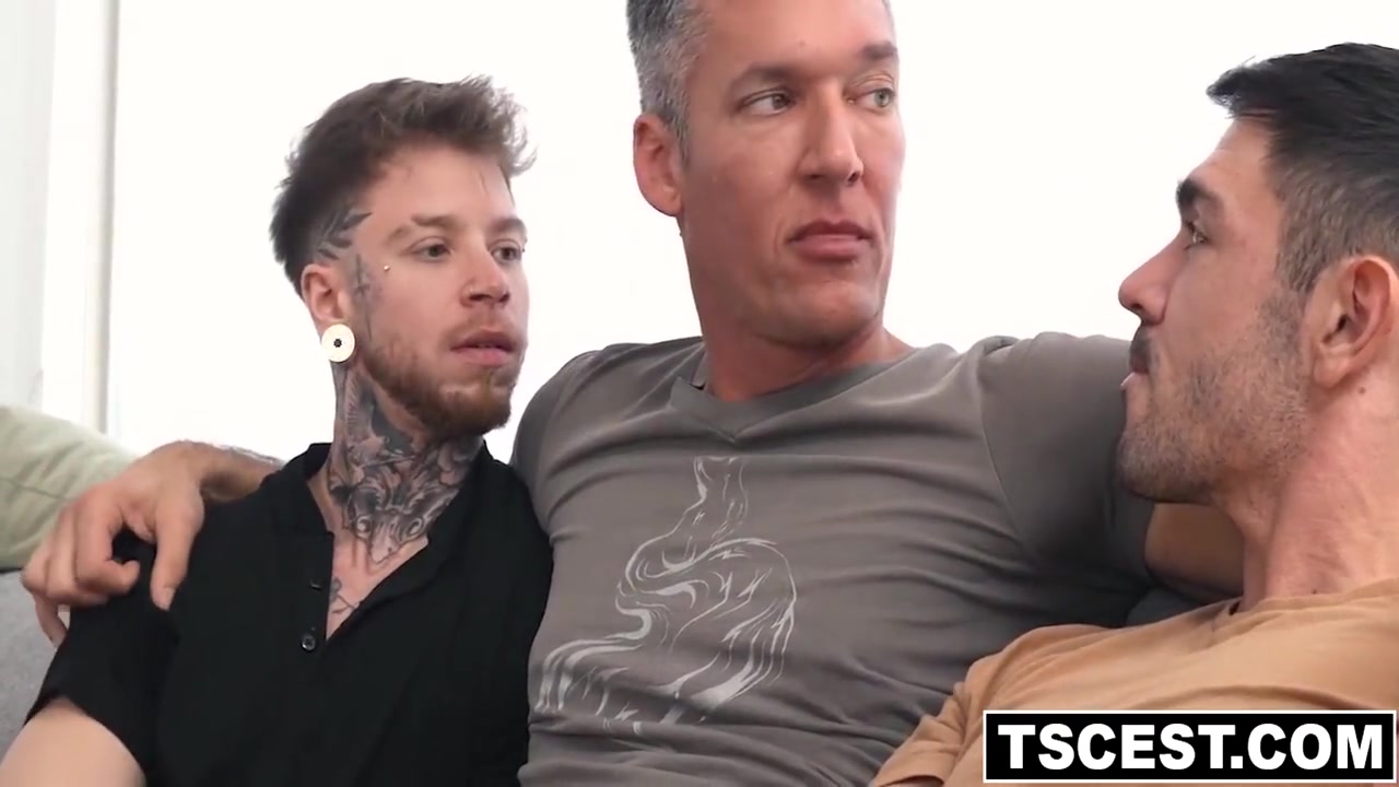 Stepsons Atlas And Having A Threesome With Their And They Take Turns Fucking Atlas Boy Pussy 8 Min - Silver Steele, Alex Ander And Pussy Boy