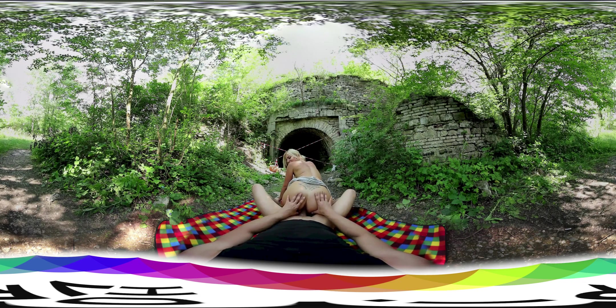 Natalie Cherie in Covert Picnic - HoliVR