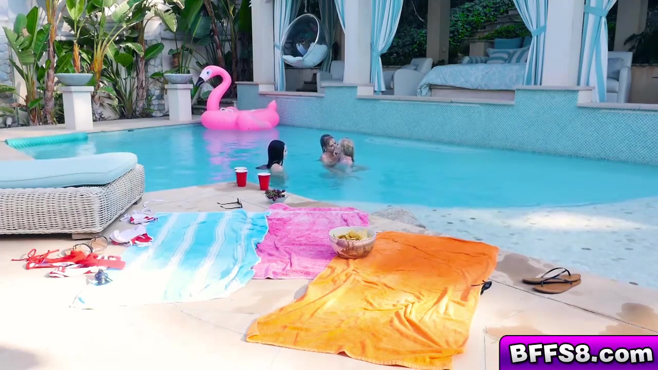 Besties Hop In The Pool And Things Heat Up As Violet Ge