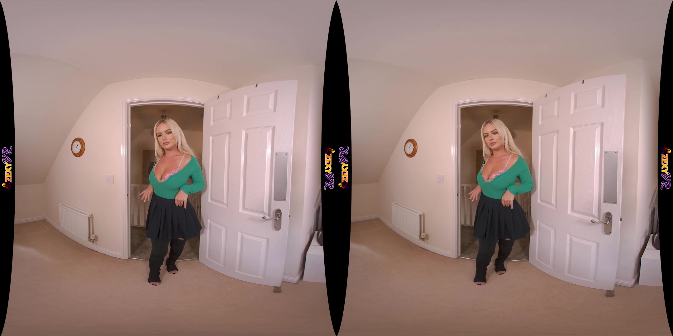 Foreplay featuring Louise - ZexyVR