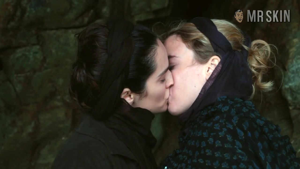 French Lesbian Sex, Rosario Dawson's Shaved Beaver, And More - Mr.Skin