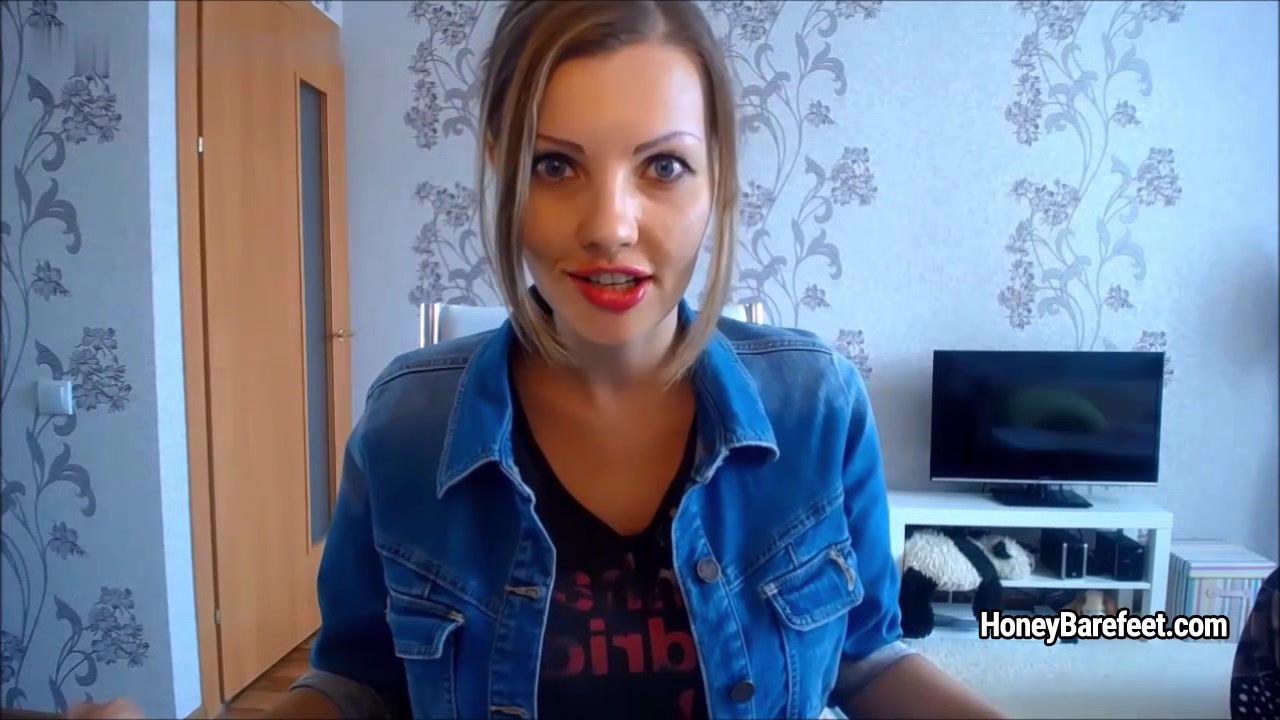Miss Honey Barefeet - Taking Advantage Of Loser John