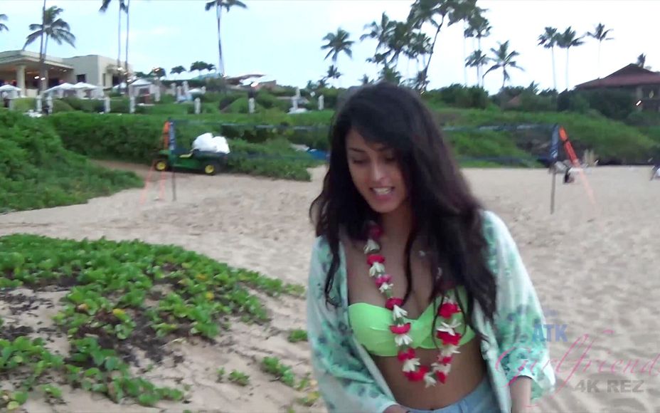 Virtual Vacation In Hawaii With Sophia Leone Part 1