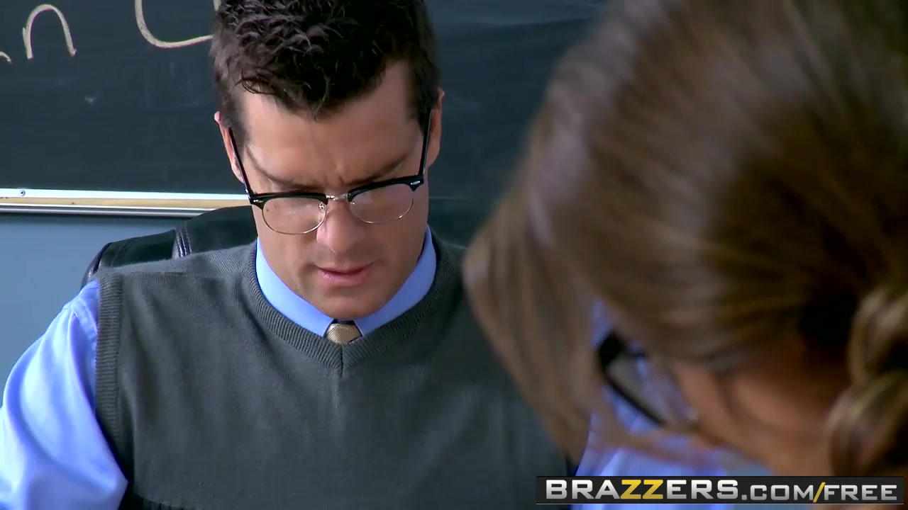 Brazzers - Big Tits at School - Alice Lighthouse Ramon - From Dorky To Dick Fiend