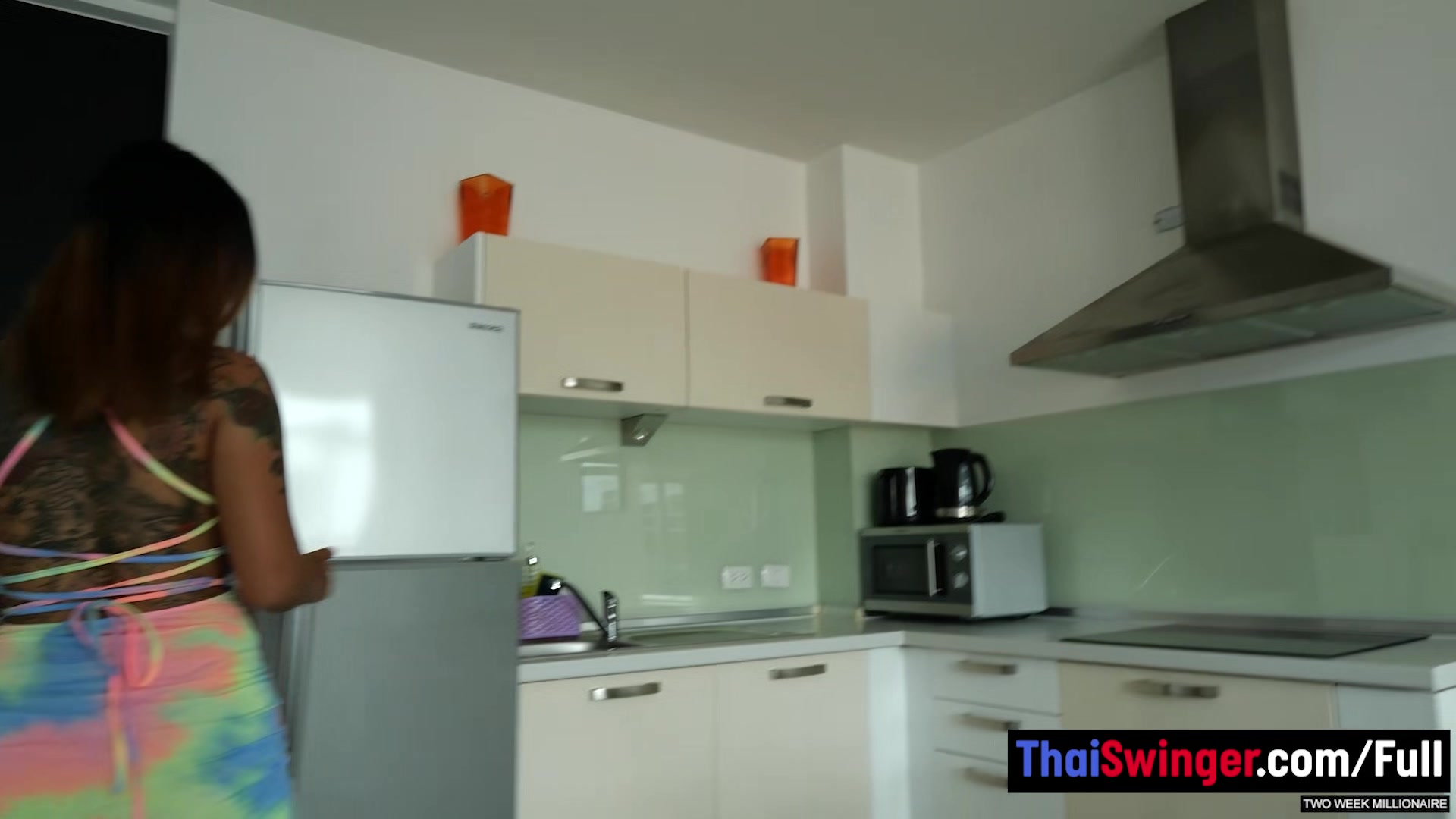 Big ass Thai GF cooking fried rice and kitchen doggy style fuck