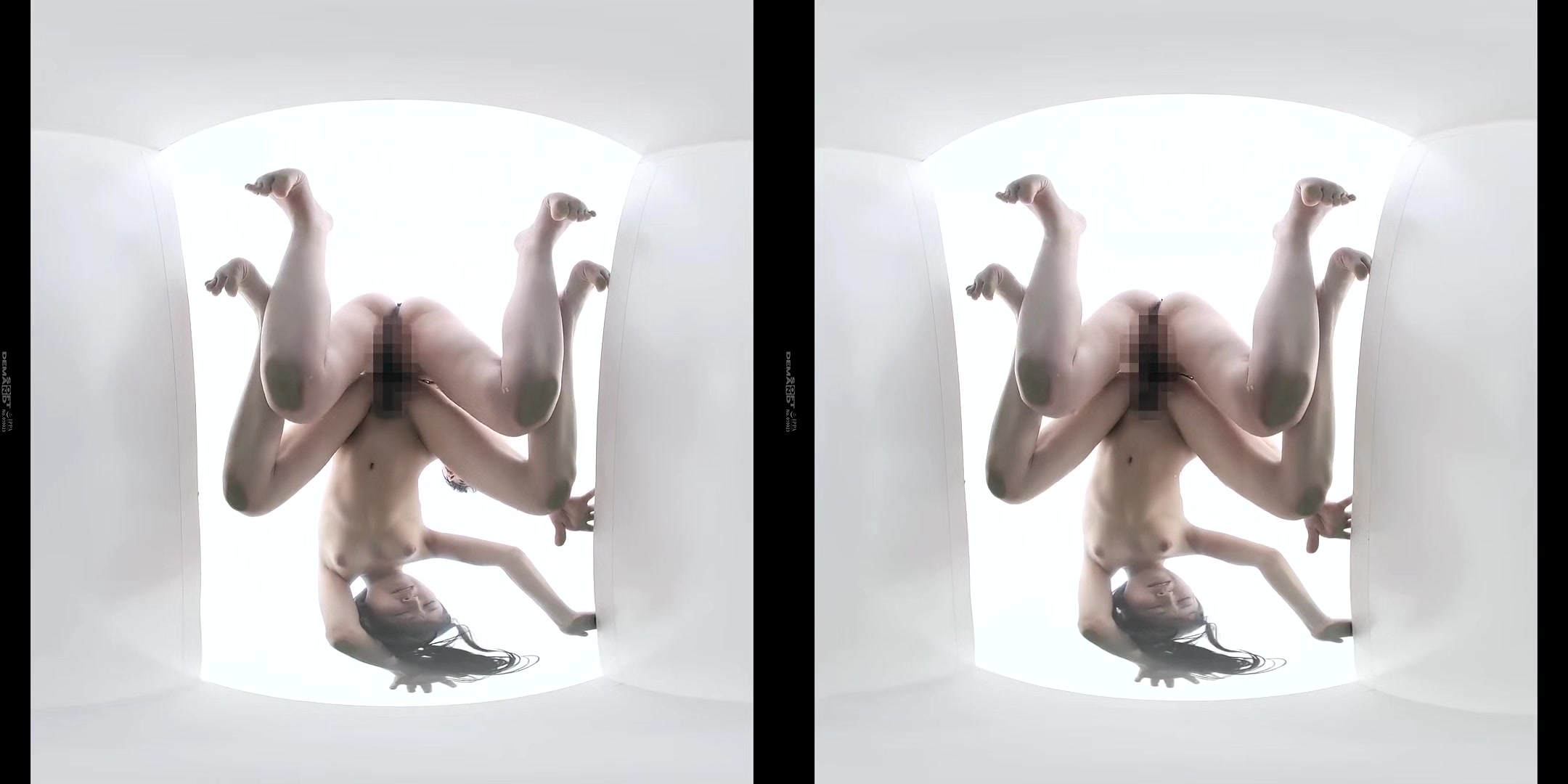 The Ultimate View! Watching Squirting Strap-On Lesbian Sex from Below; Japanese Lesbian 3D Porn