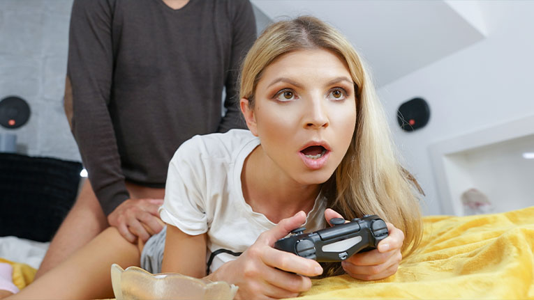Gina Gerson & Thomas Stone in Gamer Girl Focus - ExxxtraSmall