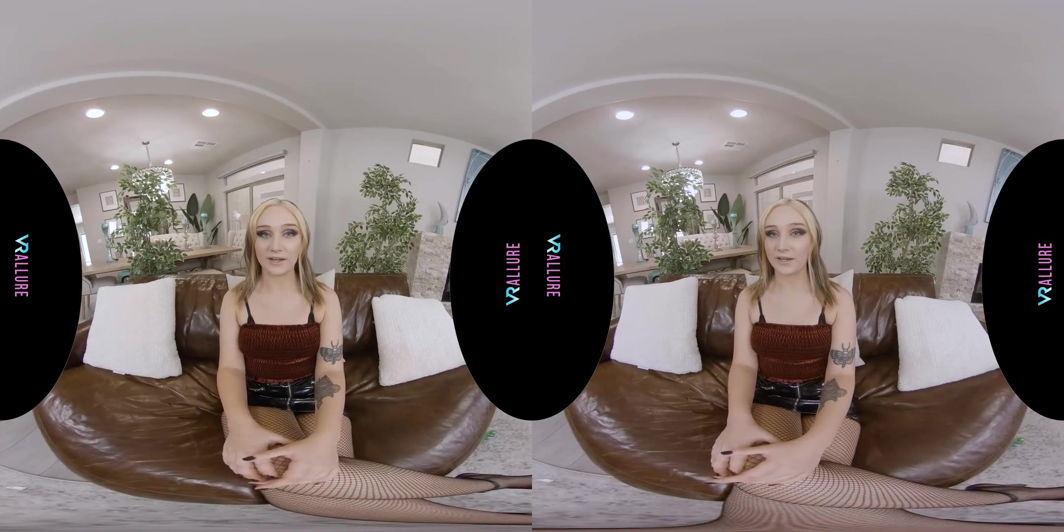Gwen Tells You Her Favorite Fetishes!; Cute Blonde Babe Solo with her Toys