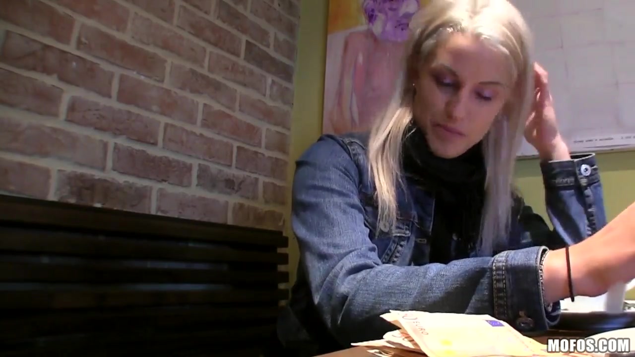 Gorgeous teen 18+ Beata demonstrates her secter skills