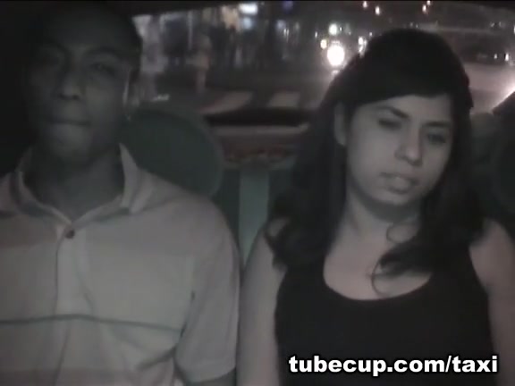 Adult cam spies girl on taxi passenger cock