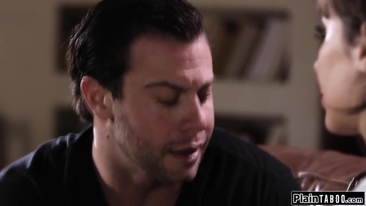 Stepsis Needs Stepbro To Impregnate Her - Tommy King