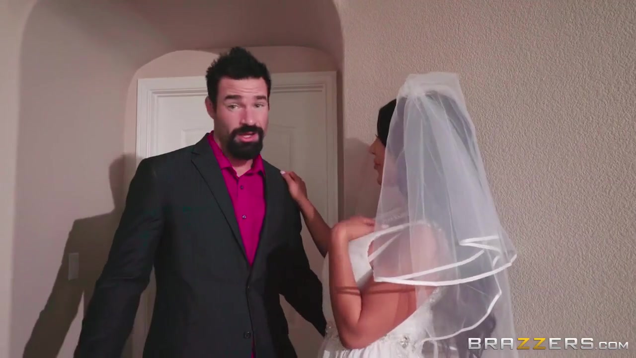 Tanned Chubby Bride Gets Fucked In Crazy Poses With Charles Dera, Rikki Lee And Angelica Taylor