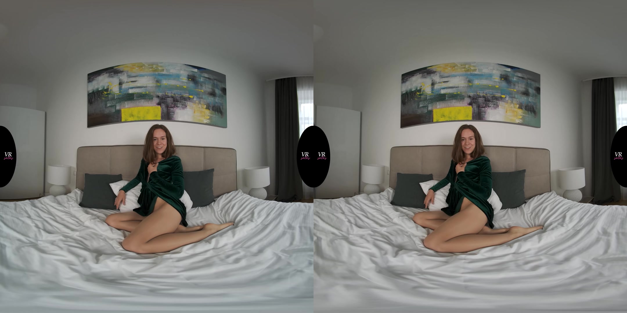 student 18+ Hottie Fucks Her Pussy With Big Black Dildo - VRsolos