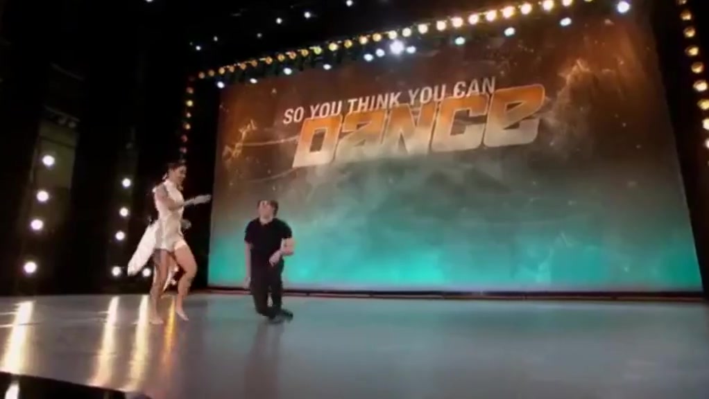 Vanessa Hudgens - ''So you Think you can Dance'' s14e01