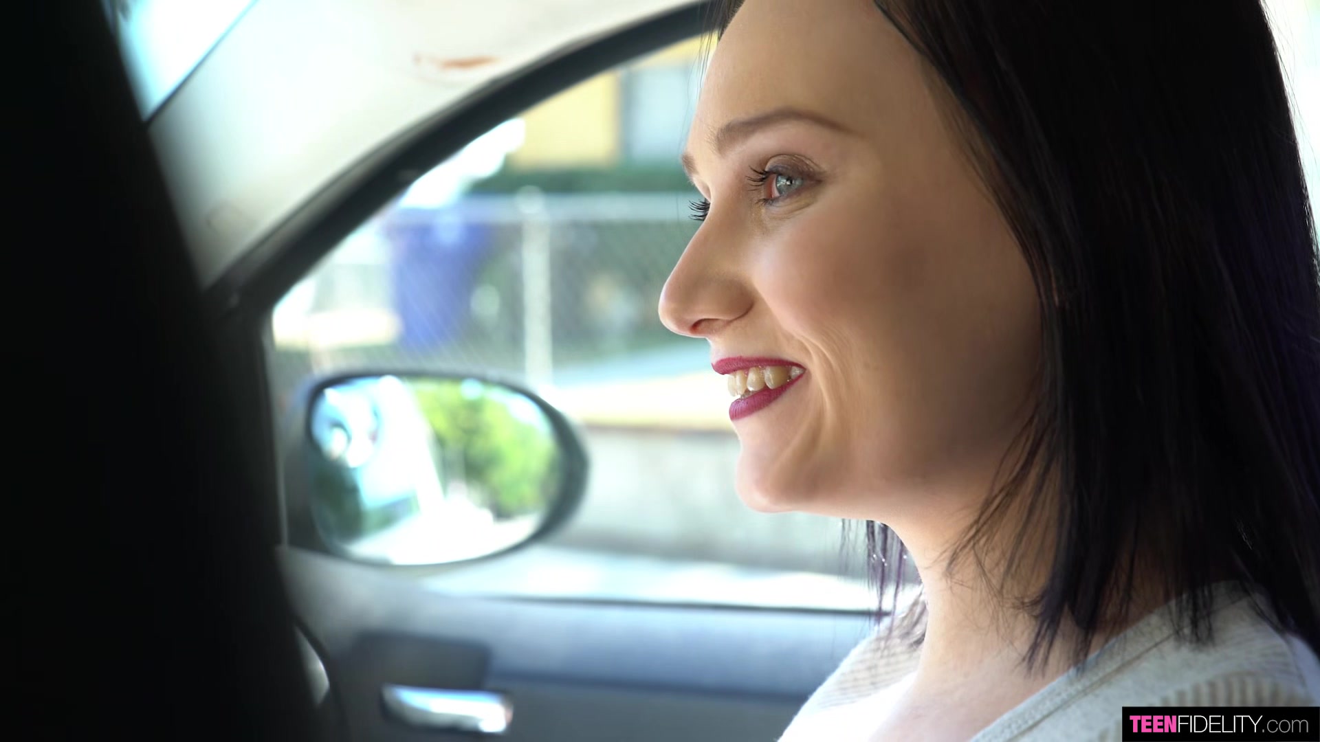 Parents Suck - Starring: Gwen Vicious - PornFidelity