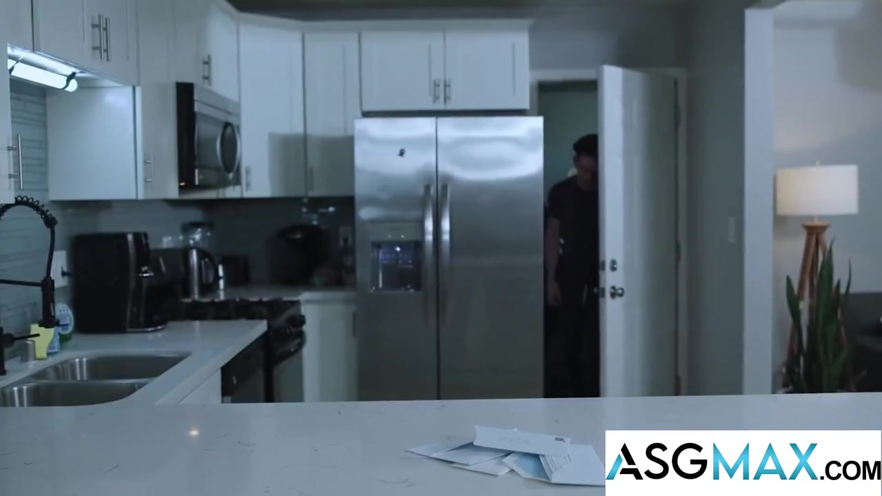 Jay Tee And Aiden Ward In Hate Fucks His Rude Roommate