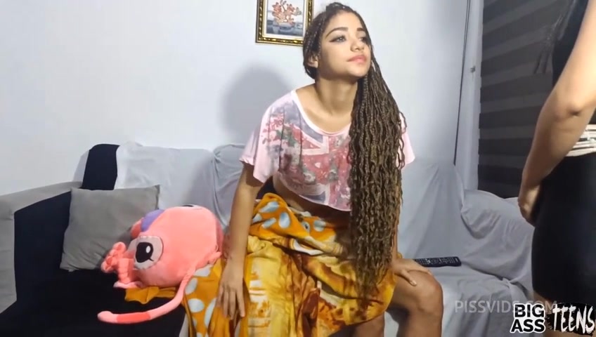 THINGS THAT HAPPEN WHEN I AM ALONE WITH MY STEP-DAUGHTER - PissVids
