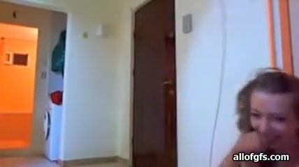 2 teenager 18+ babes flashing the shy pizza dude