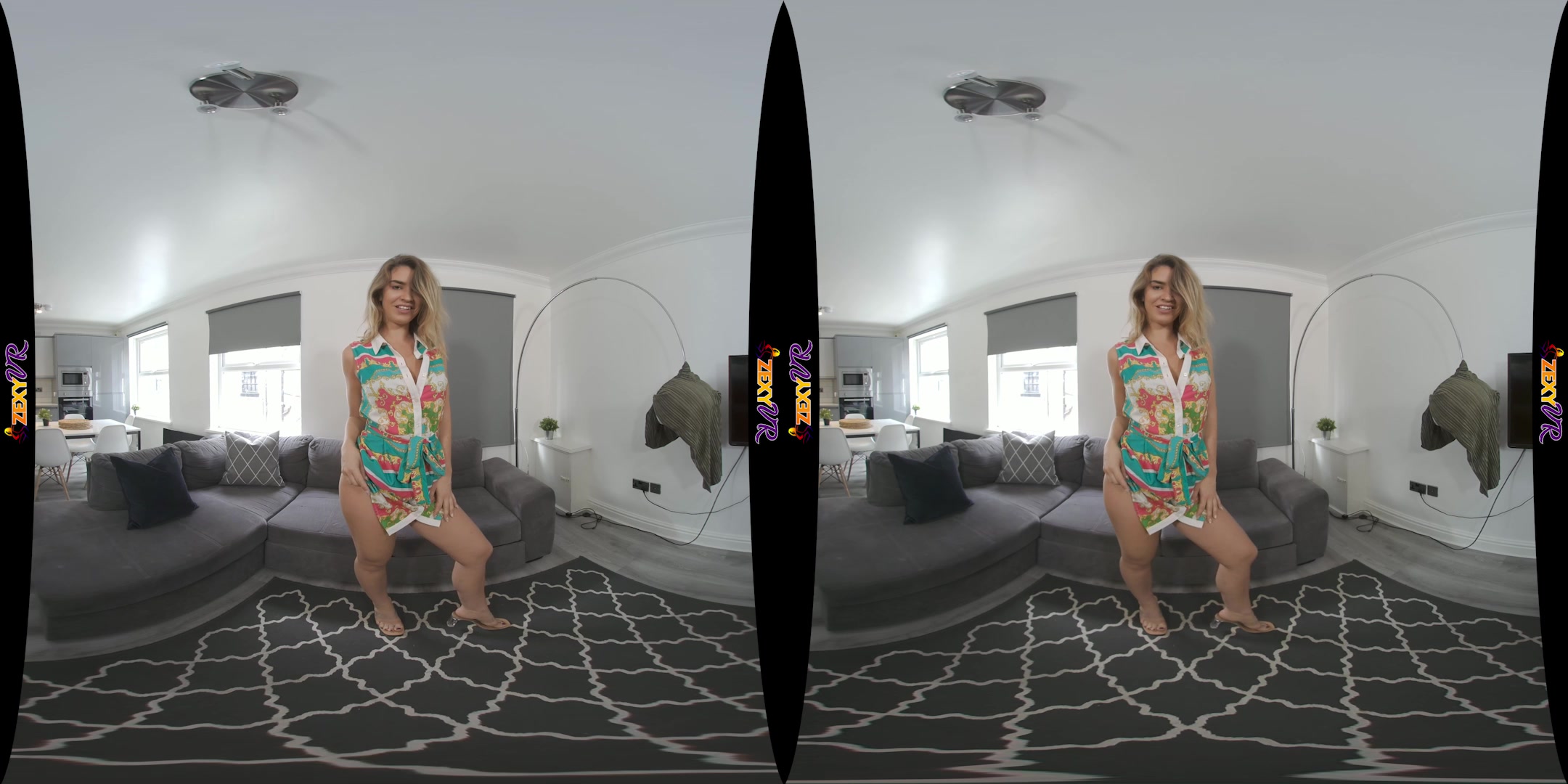 Super-Duper Sexy featuring Katie Louise - ZexyVR