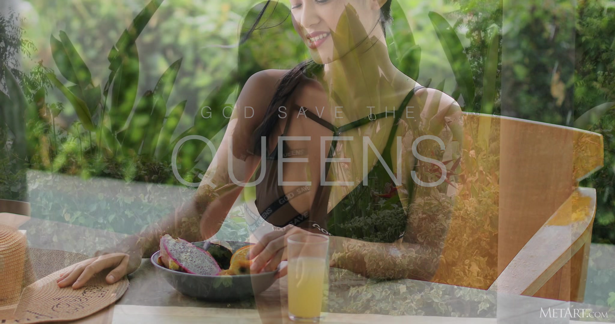 God Save the Queens - Kahlisa - Met-Art