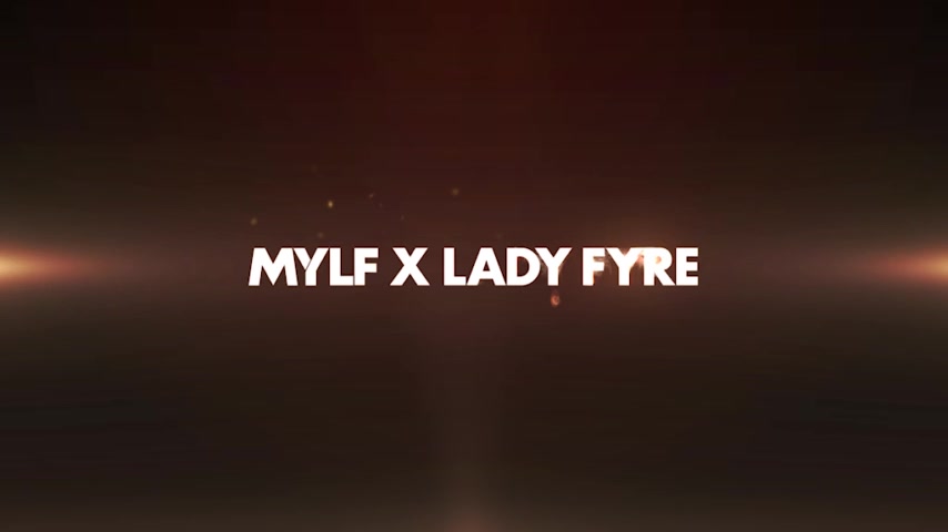 Playing With Stepmoms Fyre Crotch - MYLF