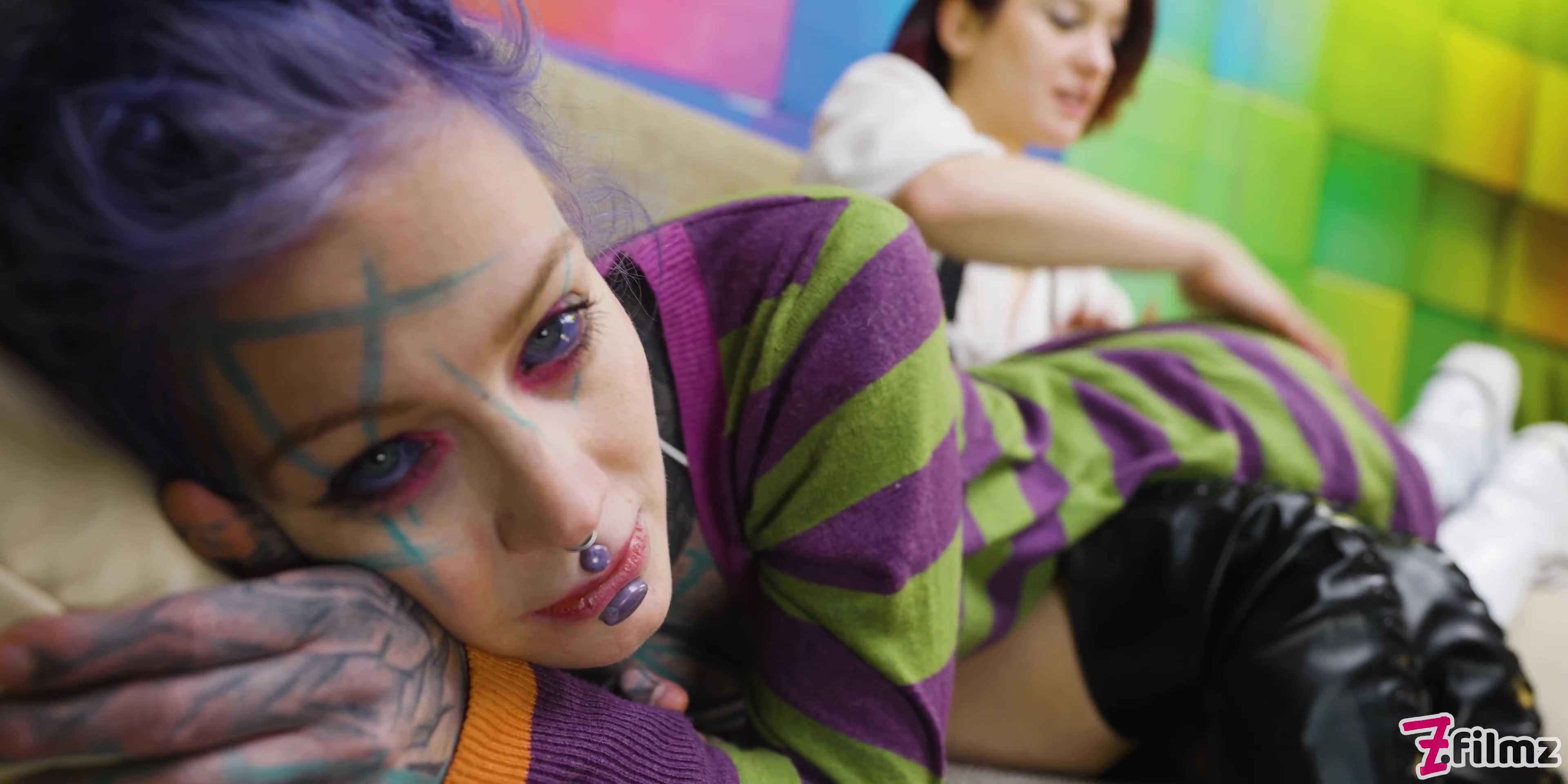 Tattoo Girl Anuskatzz Get Anal Fist Fucked From Dominatrix / Fisting