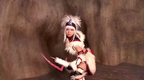 Cosplay Porn: Kyonyu Cosplay Bikini Armor 4