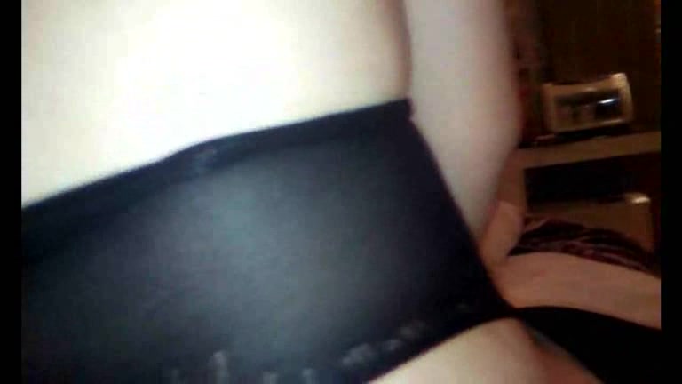 Fucking this amateur pale ass in the hotel room