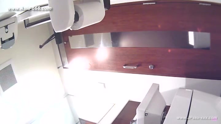 peeping Korean restaurant toilet.23