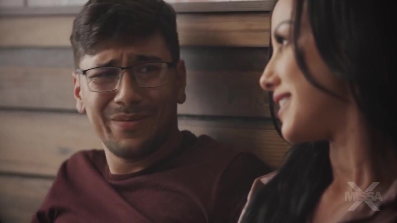 Missa X, Max Fills And Jennifer White In Watching Porn With