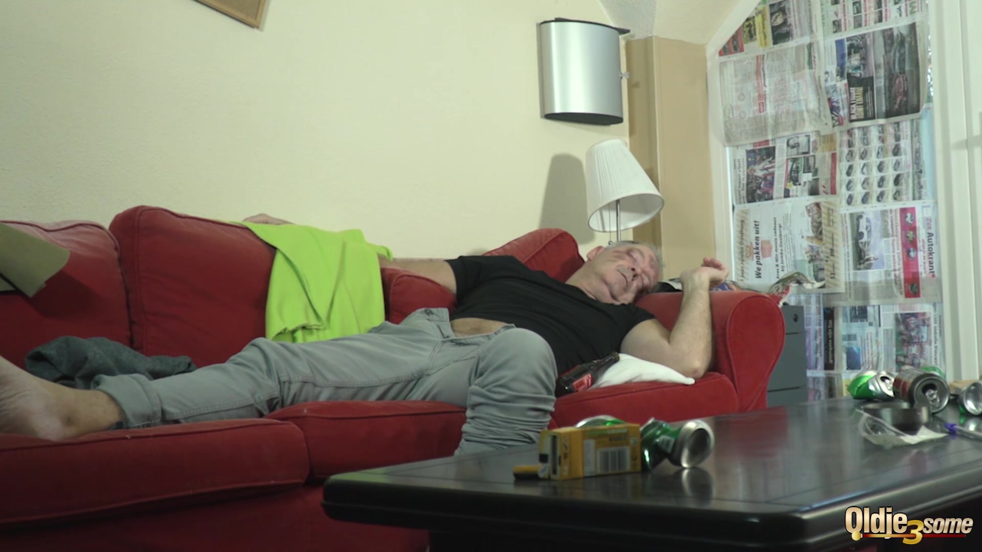 teens 18+ rob grandpa of his money then suck his nice dick