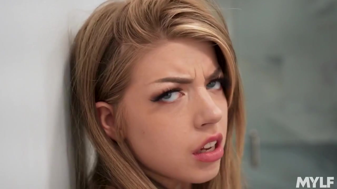 Scissoring Babes Compilation - MYLF