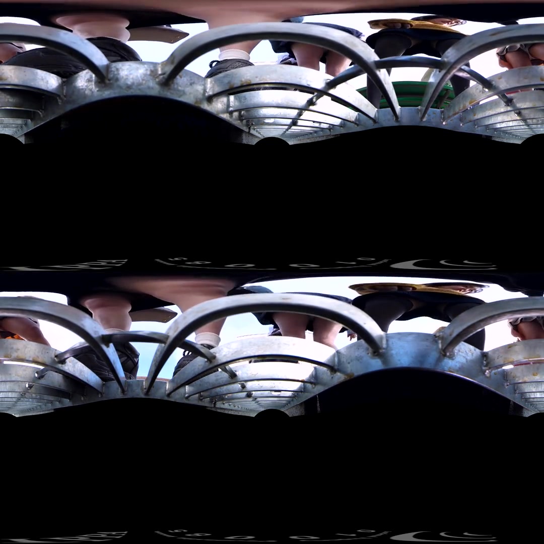 Upskirt Through Gutter VR 2 2 - TMAVR
